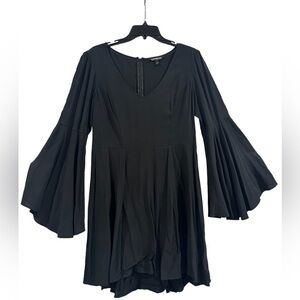 Women’s Black Long Sleeve Flare Sleeve Cocktail Party Dress Express Size 10